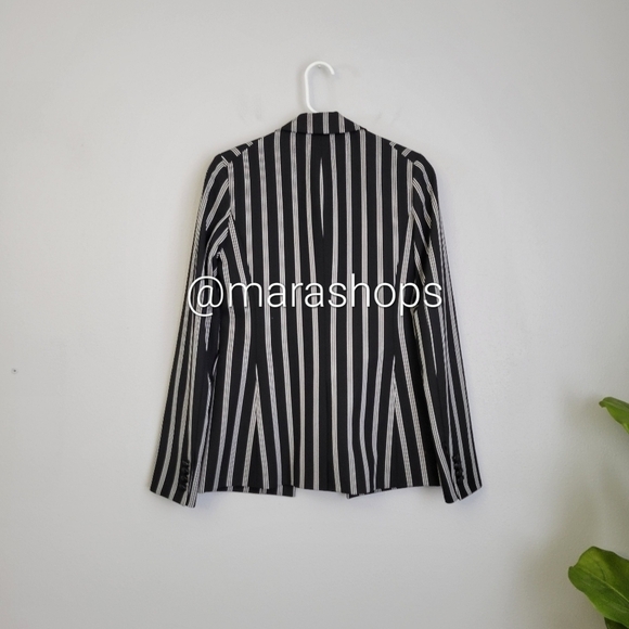 Veronica Beard Petra Striped Twill Blazer - Picture 6 of 7